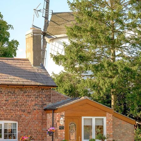 Saughall Mill Farm Cottage 切斯特 外观 照片