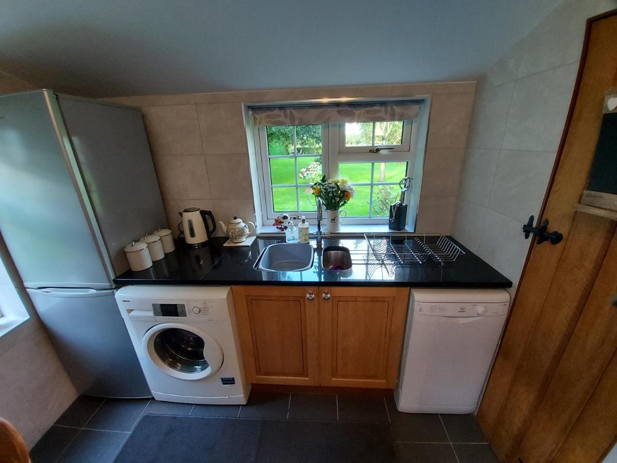 Saughall Mill Farm Cottage 切斯特 外观 照片